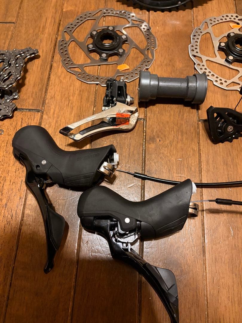 べ*べ様 新品　完成車取り外し品　シマノ 105 7100 機械式 12s 油圧