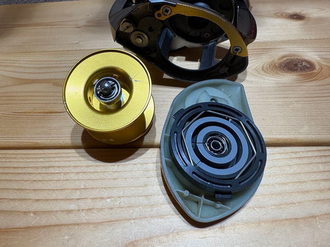 希少 ZILLION ダイワ TD ジリオン 100H 右巻き ベアリング交換済