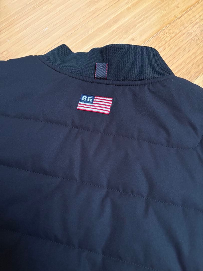 ブリーフィング　ゴルフ　中綿ジャケット　Mサイズ　BRG カラー　ブラック