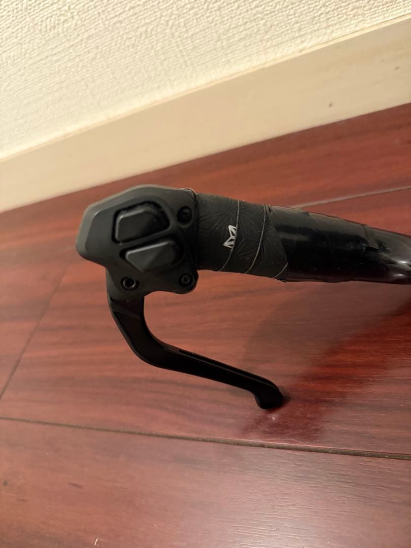 カーボンファイバー TTハンドル