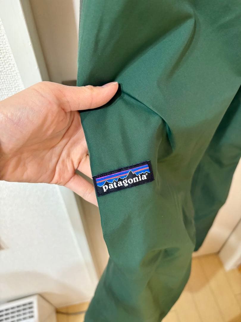 パタゴニア　パウダータウン　ビブ　ウィメンズ　お尻に擦れあり