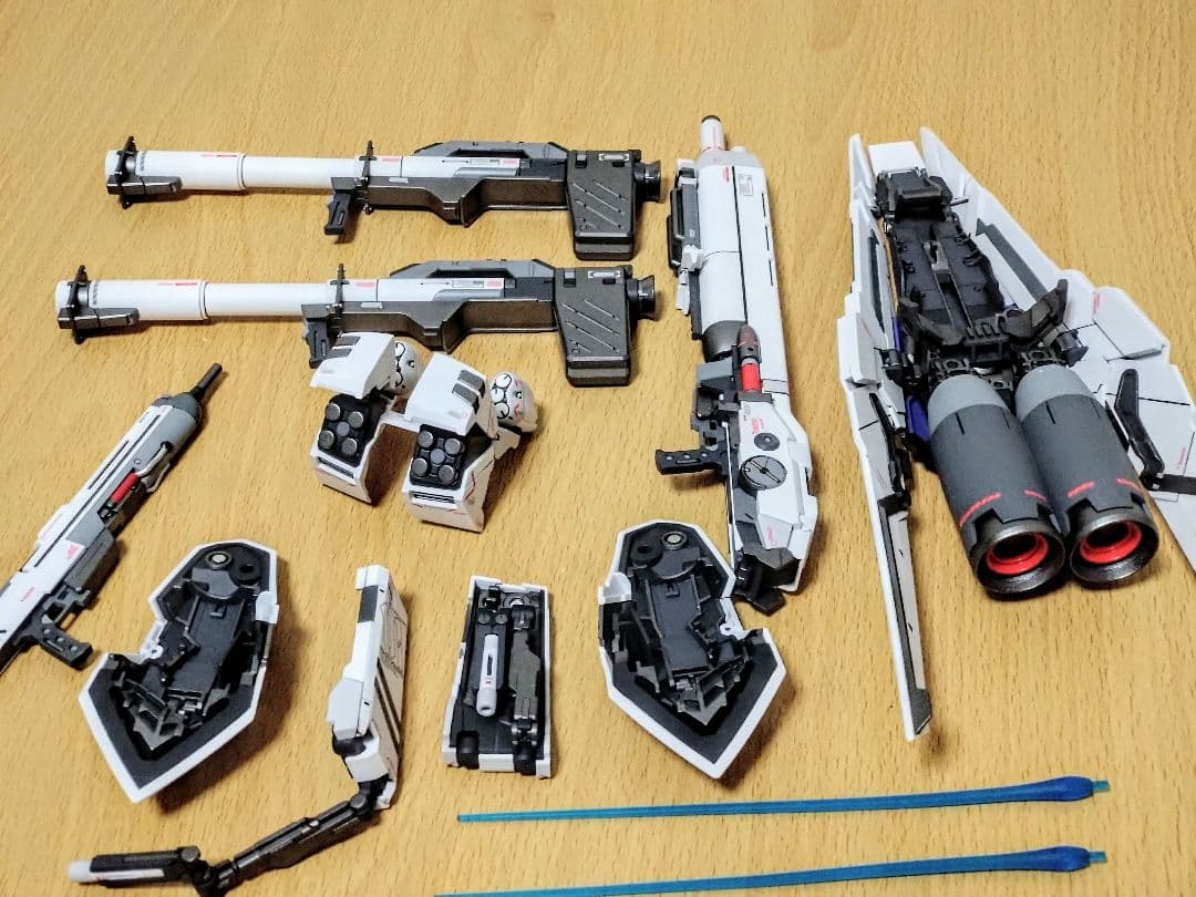 割*箸様 完成品　MG ver.Ka Hi-νガンダム＆H.W.S.装備