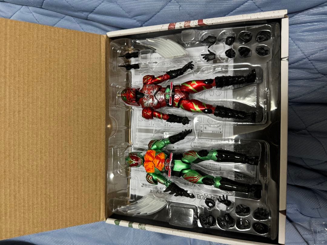 仮面ライダーアマゾンズ　フィギュアーツセット
