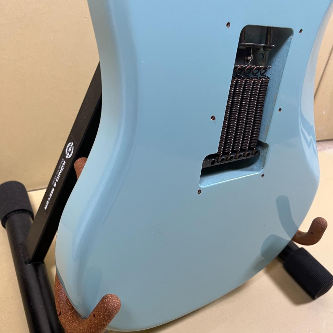 Squier Cyclone Sonic Blue 2011年製 Fender