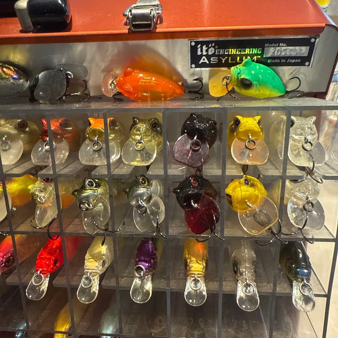 メガバス　アサイラム　ルアー70個