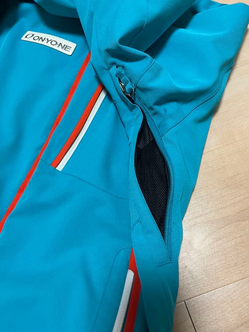 ONYOONE 防水ジャケット 青