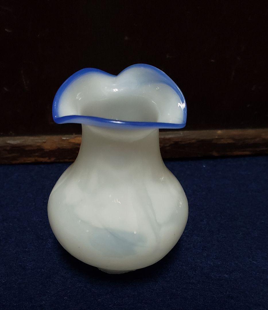 豆ランプ 火屋 ホヤ 乳白 金魚ほや 明治 大正 アンティーク レトロ ガラス