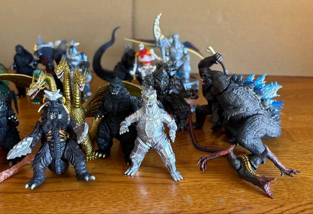 ガシャポン ゴジラHG D+ 01〜07 28体コンプリート ブックレット付き