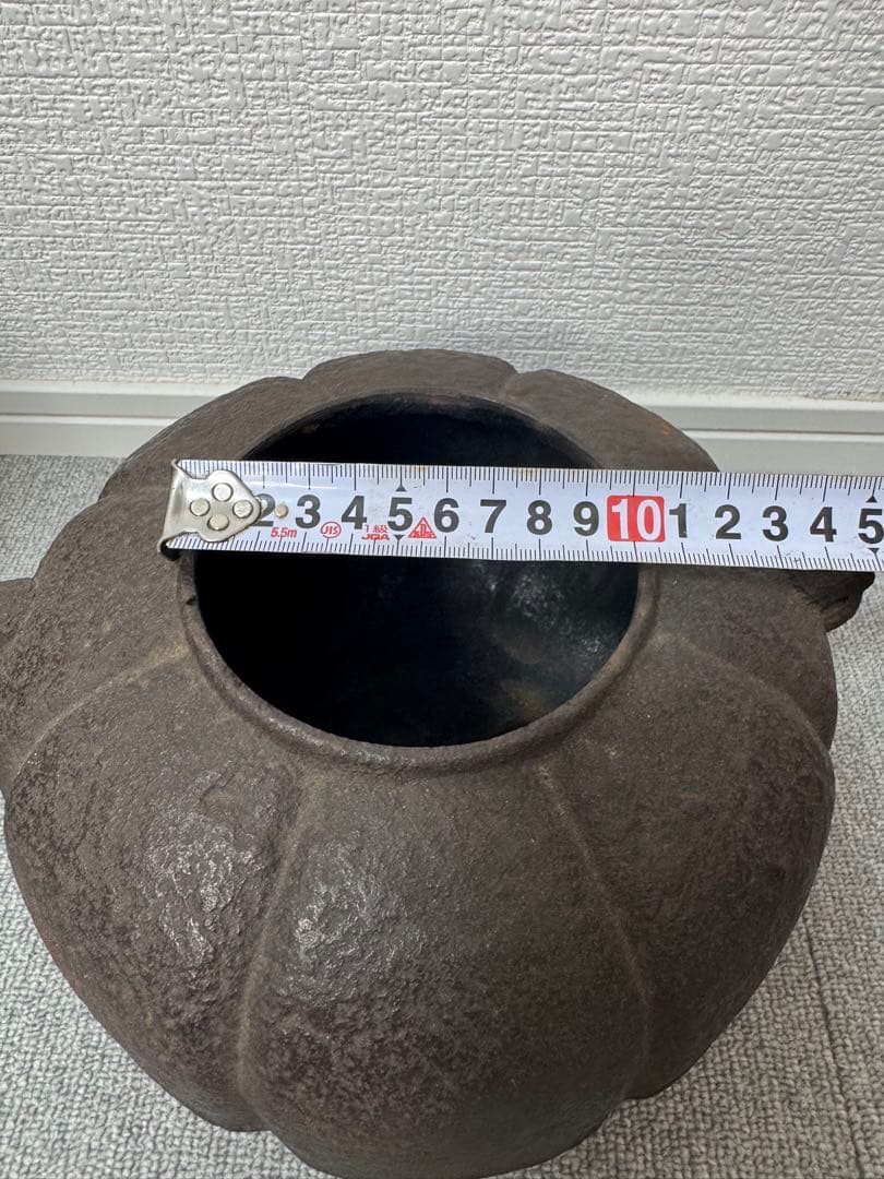 アンティーク　丸型茶釜 蓋付き