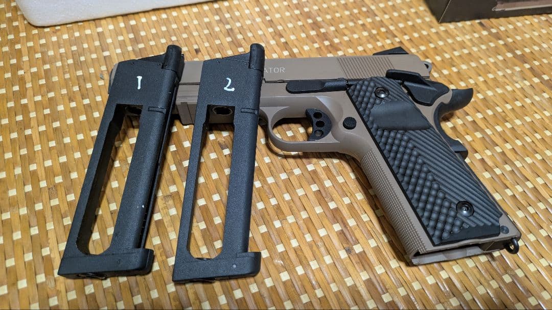 carbon8 M45 DOC co2 ガスガン