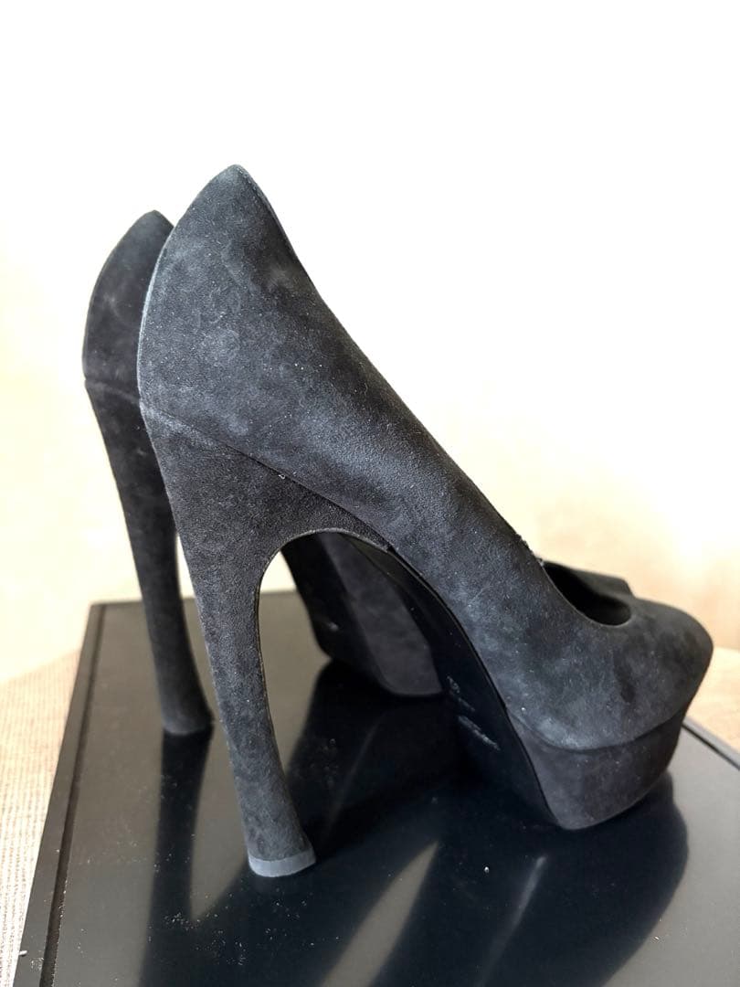 ★超貴重★ ケイト・ウィンスレット　直筆サイン入り　プライベート実使用ヒール