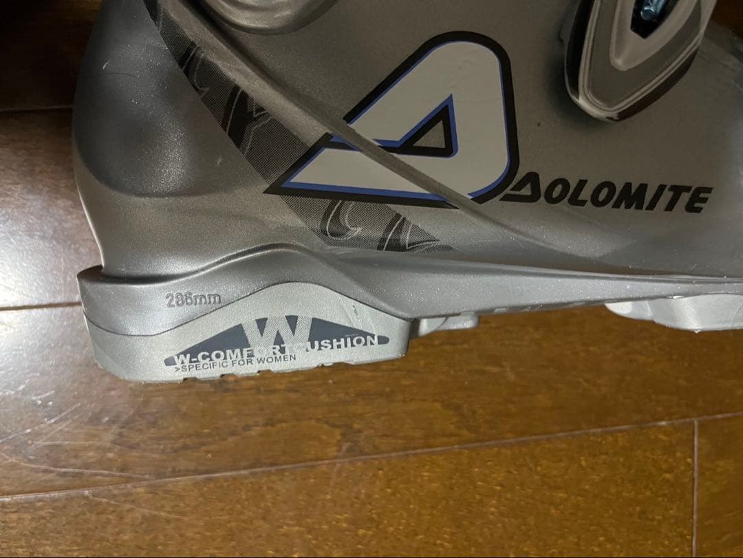 【DOLOMITE 】FIVE 05 スキーブーツ 女性用 グレー