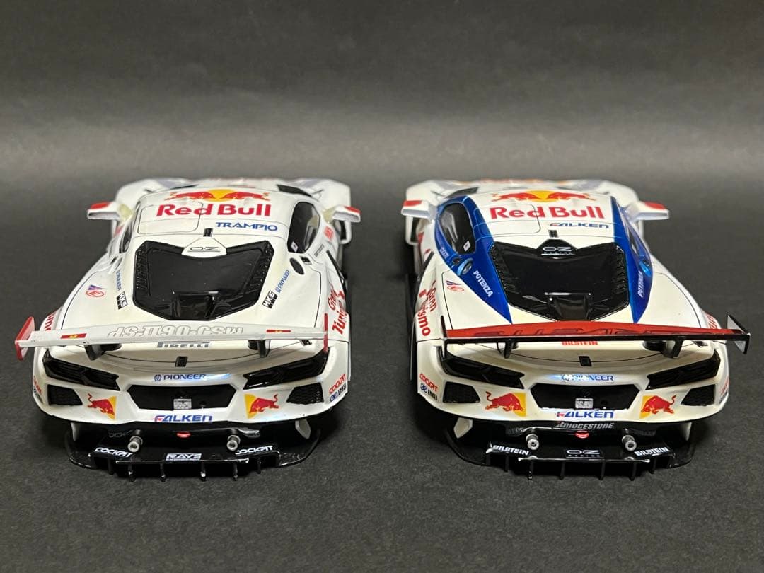 京商　ミニッツ コルベット　c8-r ホワイトボディ自作塗装　使用品　2台セット