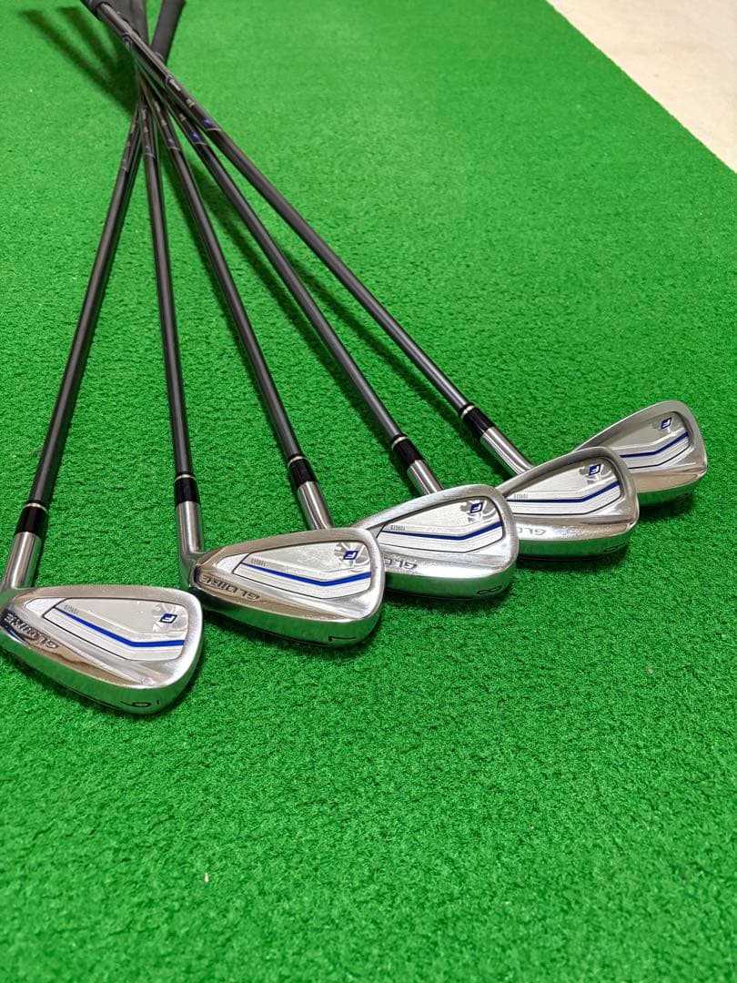 テーラーメイド　グローレアイアン5本セット