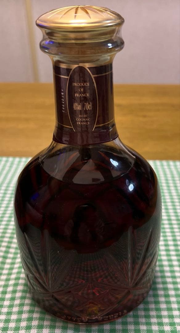 CAMUS（カミュ）セレクション デ ラ メゾン 40％ 700ml 箱付　古酒