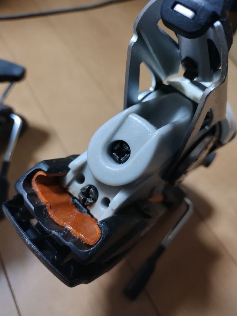 マーカー　Marker　titanium 1200 ビンディング