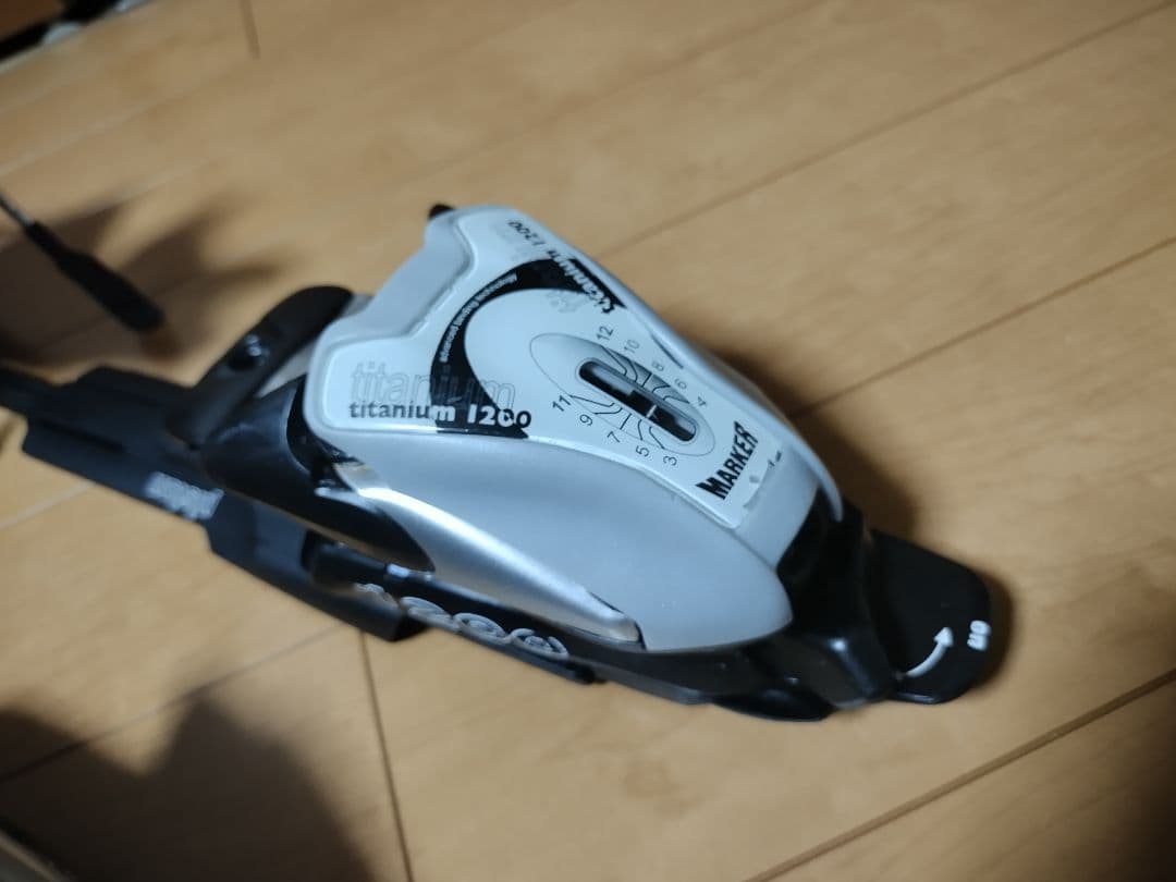 マーカー　Marker　titanium 1200 ビンディング