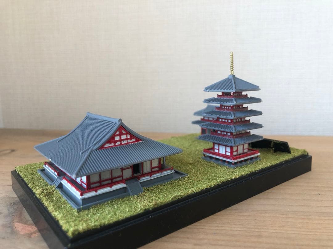 未来型水上バス　ヒミコ　プラモデル