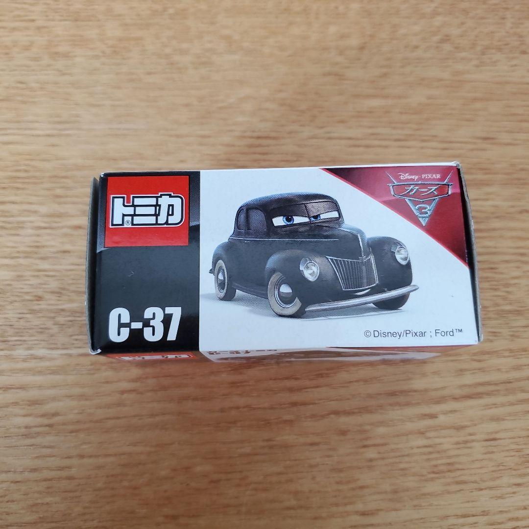 カーズ　トミカ　ジュニア・ムーン　C-37　スタンダードタイプ　マックイーン