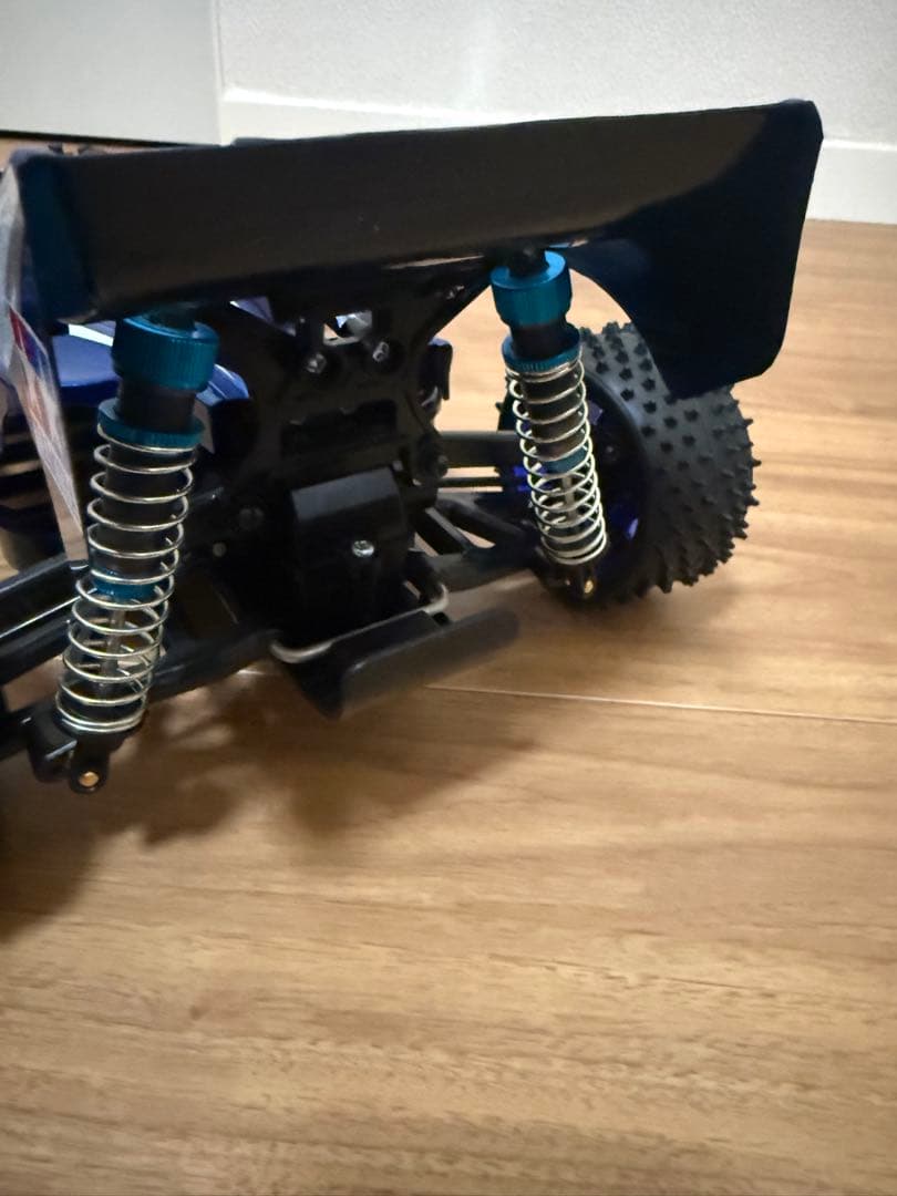 タミヤ　エアロアバンテ完成品　新品同様