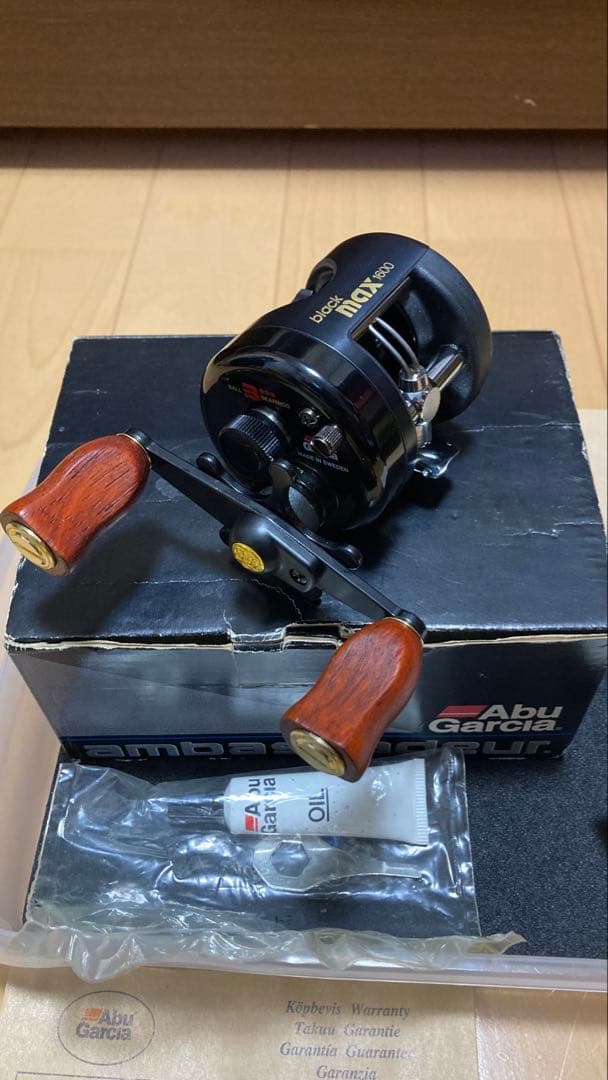 極美品　ambassadeur Black Max 1600C アブ　未使用