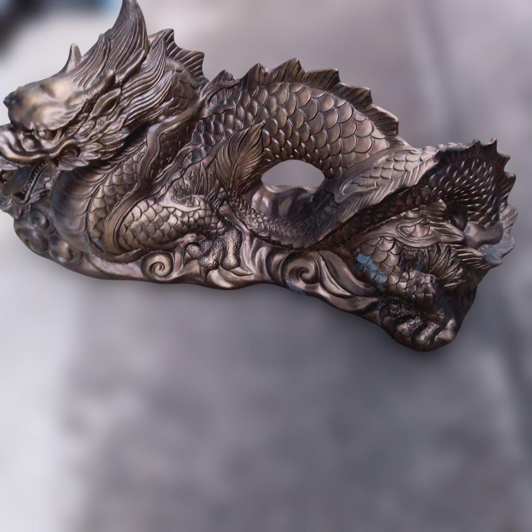 ブロンズ製ドラゴン彫刻