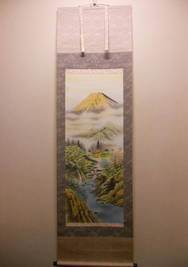 掛け軸 西村千里 作 天地人山水図 絹本 希少 軸装 茶道具 掛軸 美品 です。