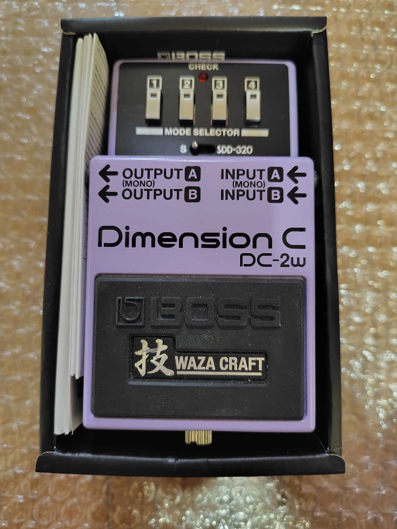 BOSS DC-2w ギターエフェクター 紫