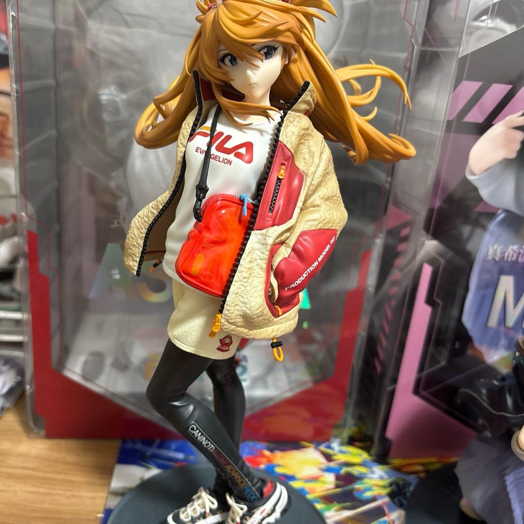 エヴァンゲリオン 式波アスカとマリRADIO EVA Part2フィギュア2個