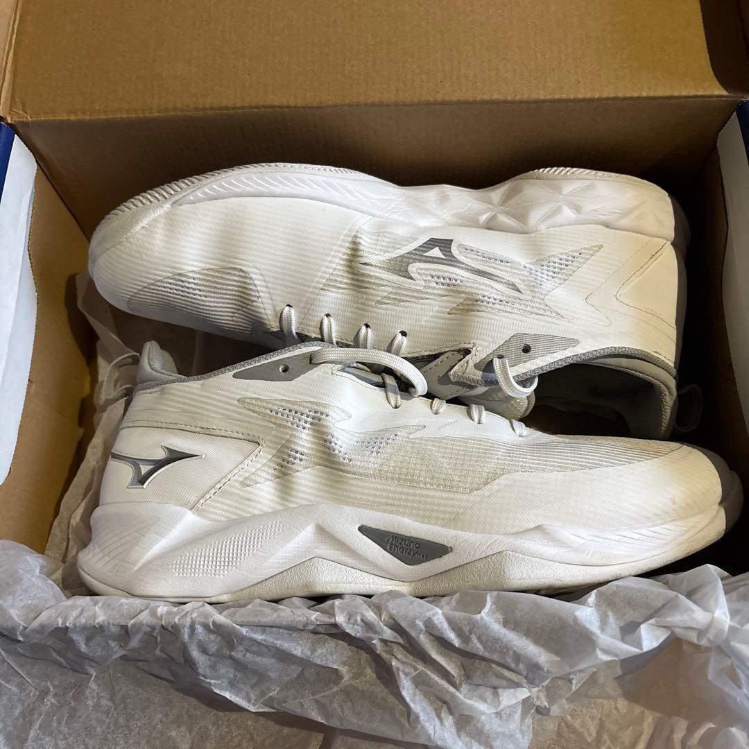 Mizuno バスケットボールシューズホワイト