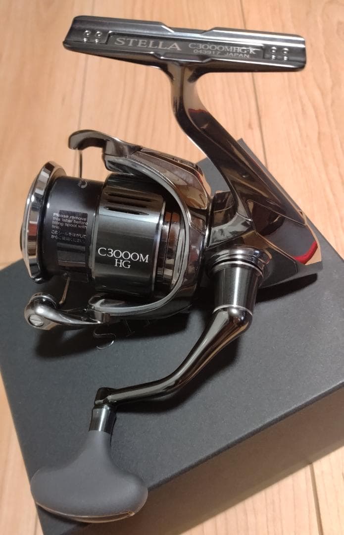 シマノ 22 ステラ C3000MHG 実釣未使用 No1