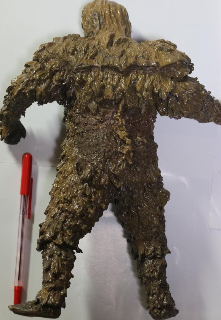 フランケンシュタインの怪獣（東宝１９６６年）のサンダのフィギャー　全高：約３０㎝