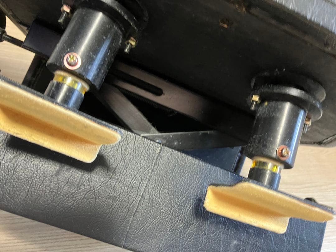 ピアノ　ペダル 黒　イトーシン　M-60