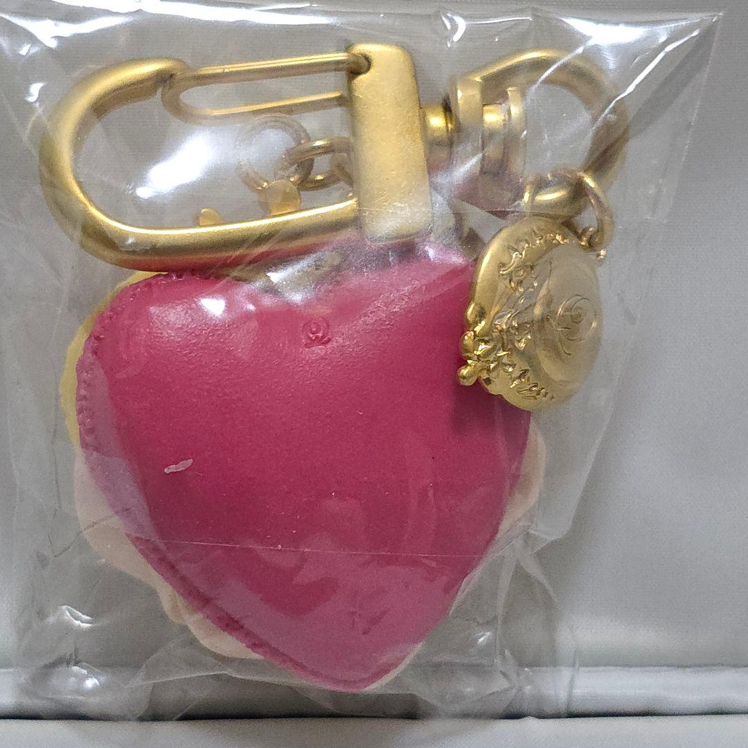 貴重！Q-Pot セーラームーン コズミックハートマカロン キーホルダー