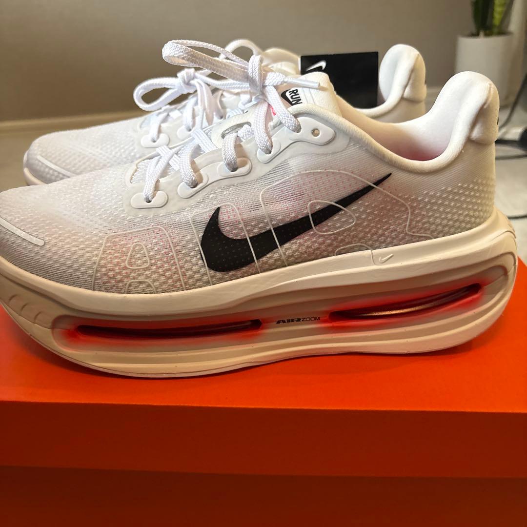 【新品】ナイキ ボメロプレミアム 27cm HV2050-103