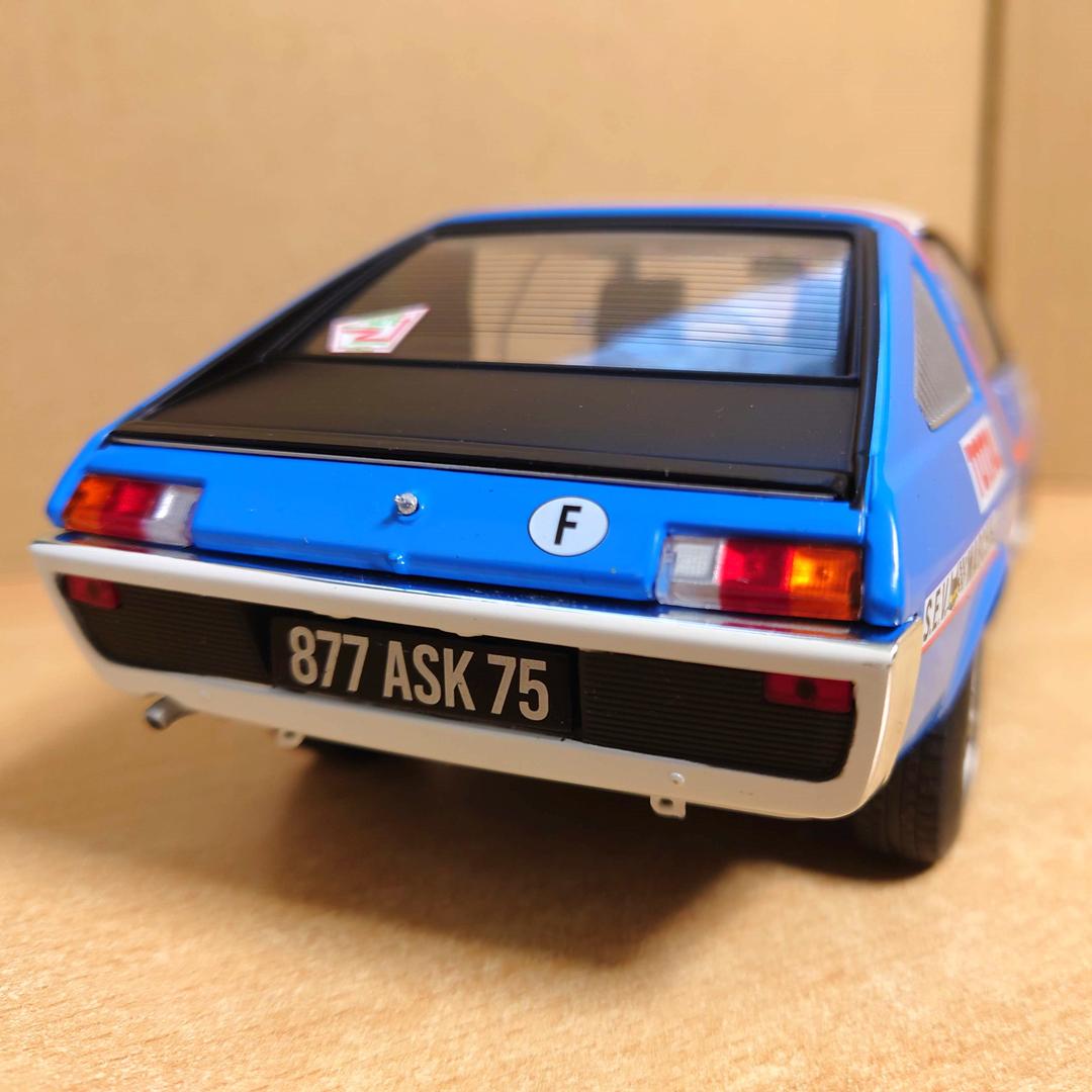 1/18 ルノー 17 ゴルディニ アビジャン ニース 1976 #42 ブルー