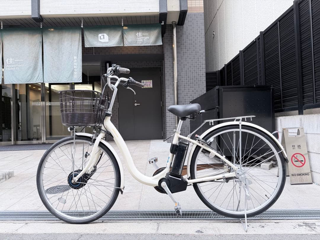 大阪府　ブリヂストン　ホワイト 電動アシスト自転車 シティタイプ