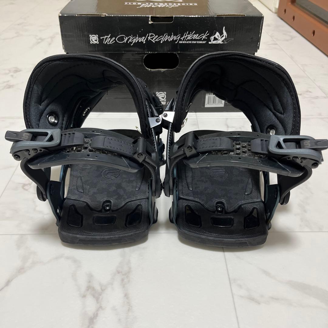 美品　FLOW フロー バインディング　Lサイズ　スノボ用品