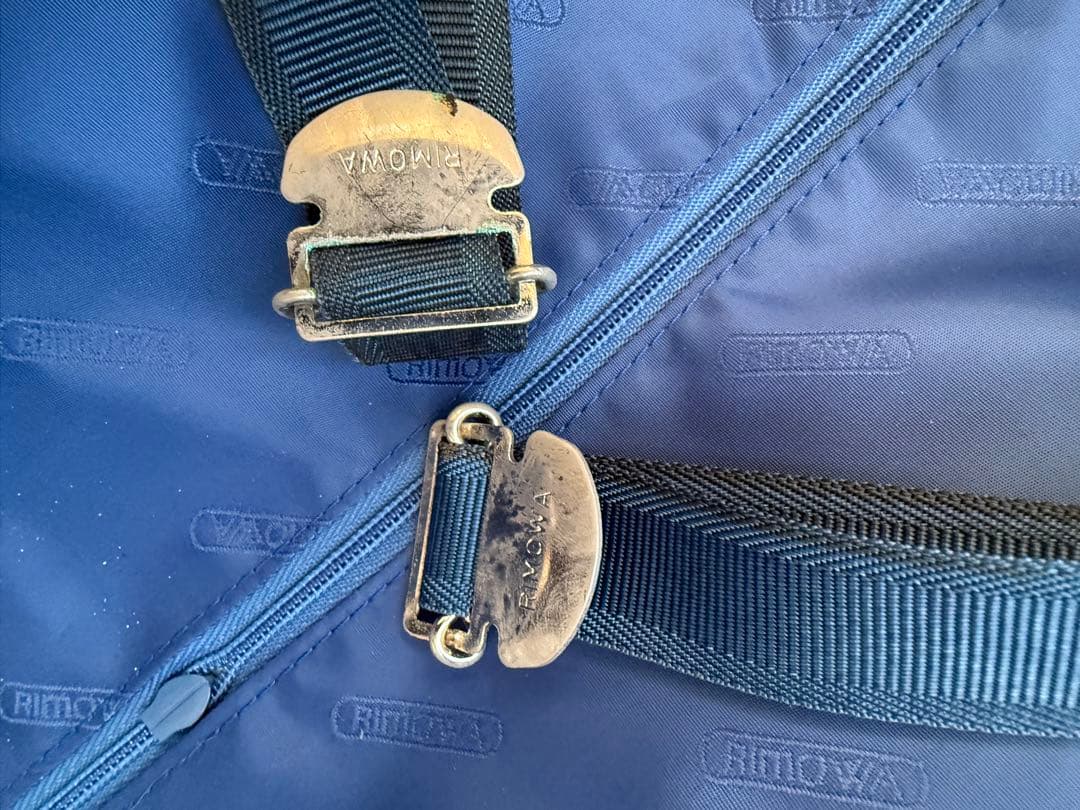 リモワトパーズ104L 四輪　青ロゴ