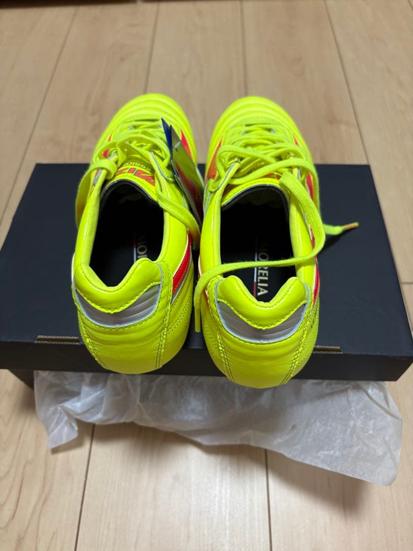 モレリア サッカーシューズ FG 蛍光イエロー/赤