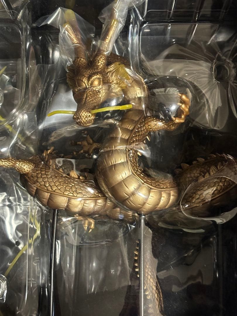 ドラゴンボール　一番くじ　ガラポン　金賞　神龍フィギュア