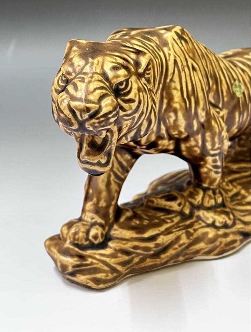 E25 清水焼　加藤光雲　甲寅　寅の置物　インテリア置物