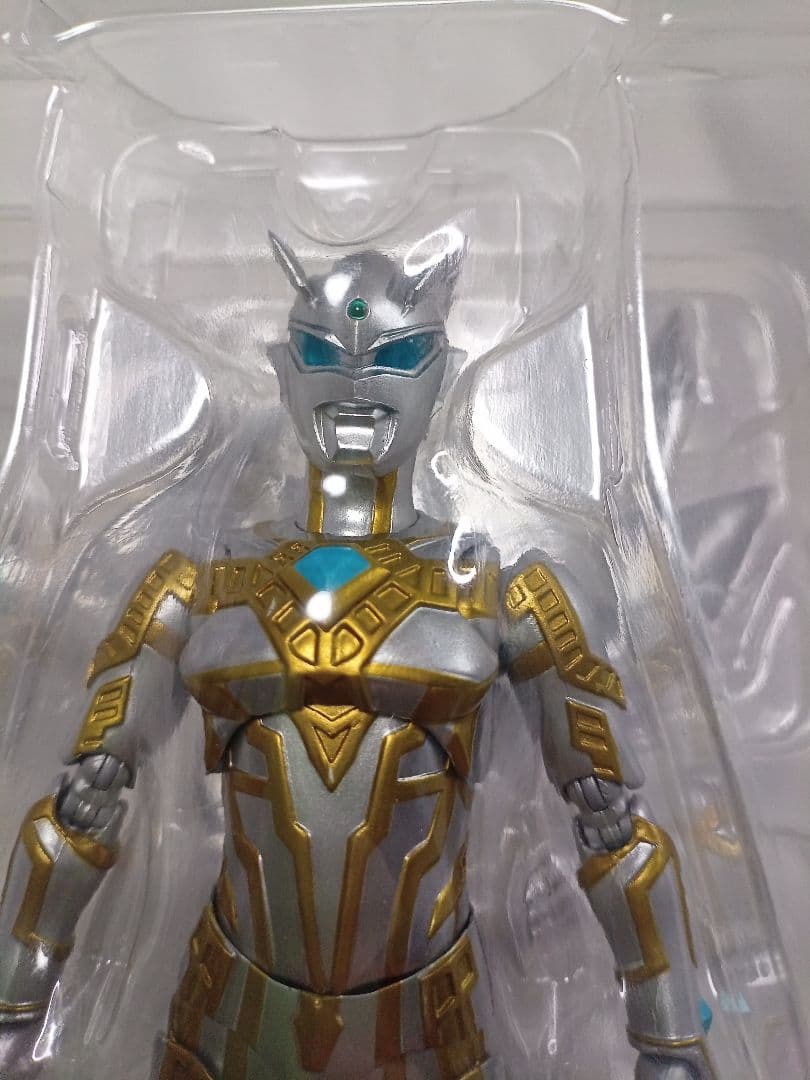 SHFiguarts ウルトラマンゼロ
