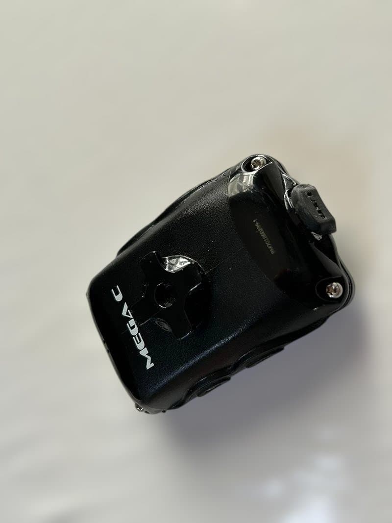 サイクルコンピューター & 取り付け金具 & ライト