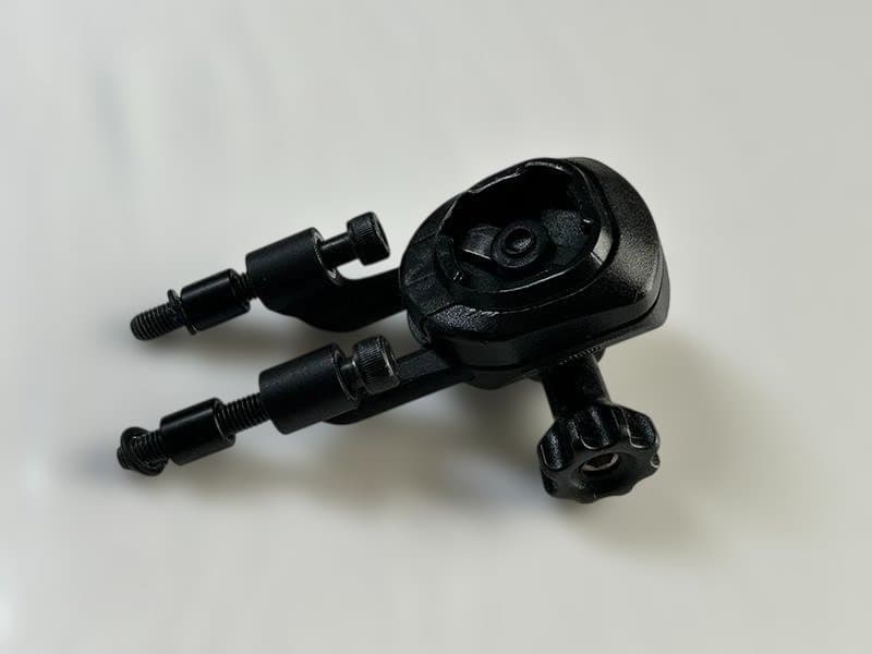 サイクルコンピューター & 取り付け金具 & ライト