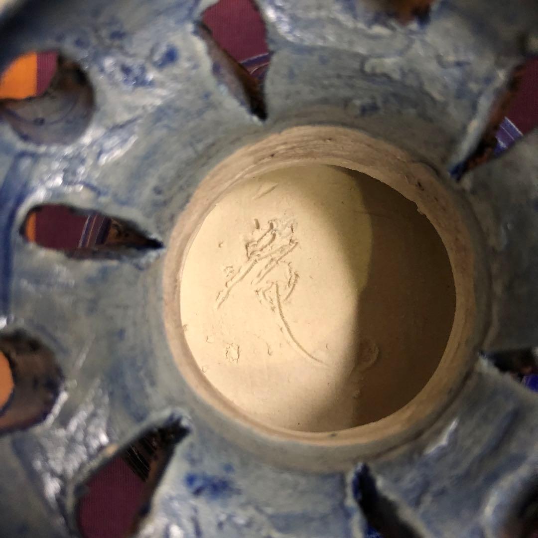 青い陶器の香炉 蓋付き