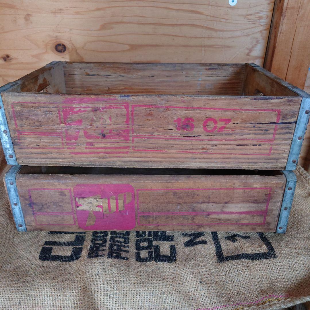 7UP アンティーク木製ドリンクボックス 2セット