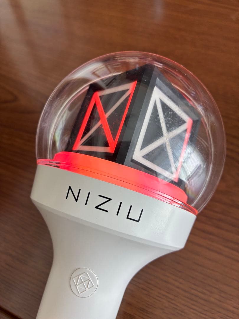 NiziU ペンライト LIGHT STICK