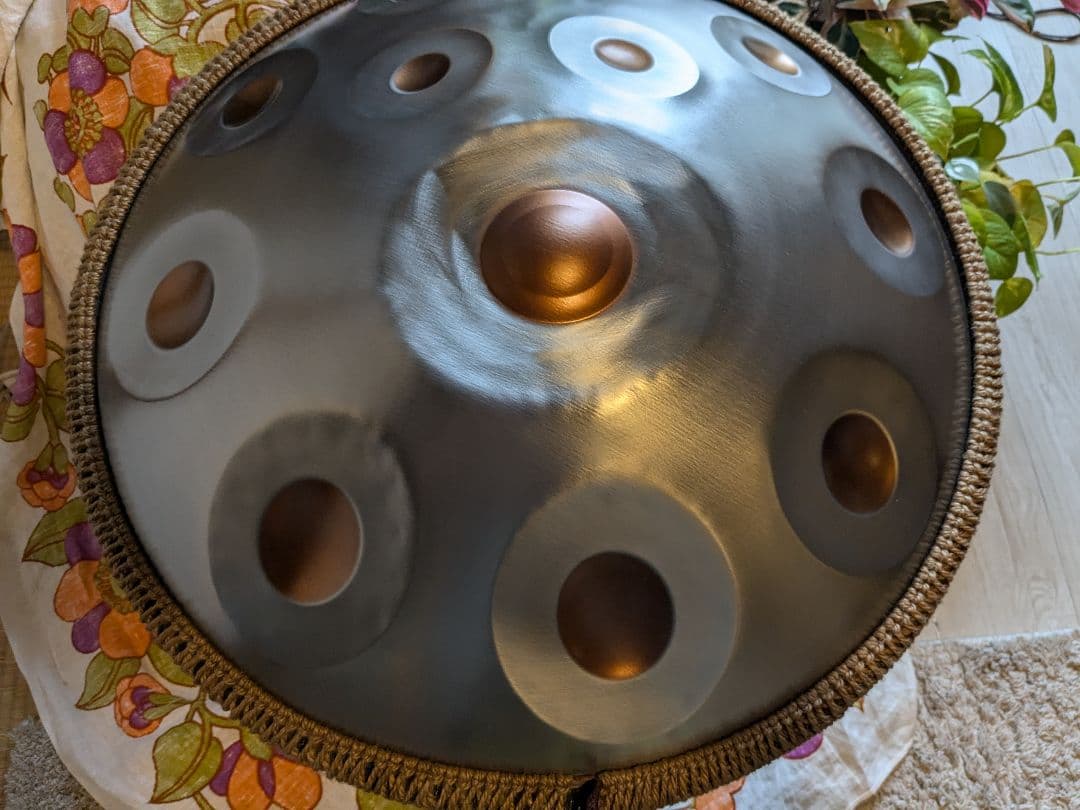 ハンドパン　12音　22インチ　Dマイナー　ヨガ　瞑想　楽器