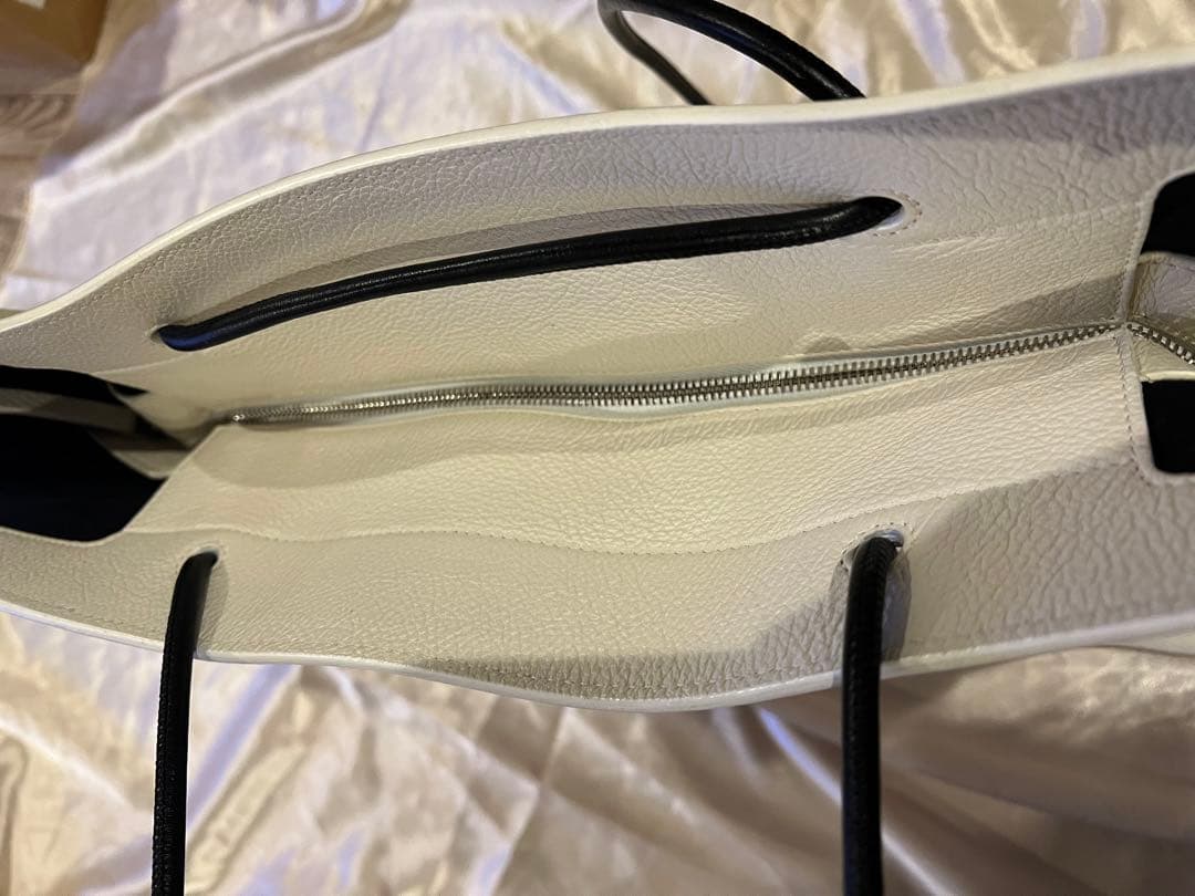 バレンシアガ　期間限定出品ショッパーバッグ